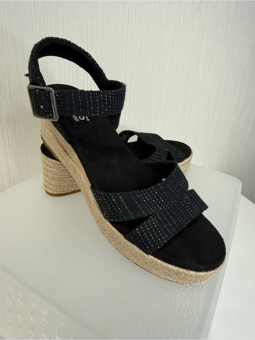 TOMS Women’s Size 7.5 Black Espadrille Wedge Sandals Ankle Strap Platform